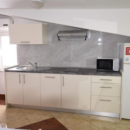 Apartmani Puzek Bibinje Ngoại thất bức ảnh