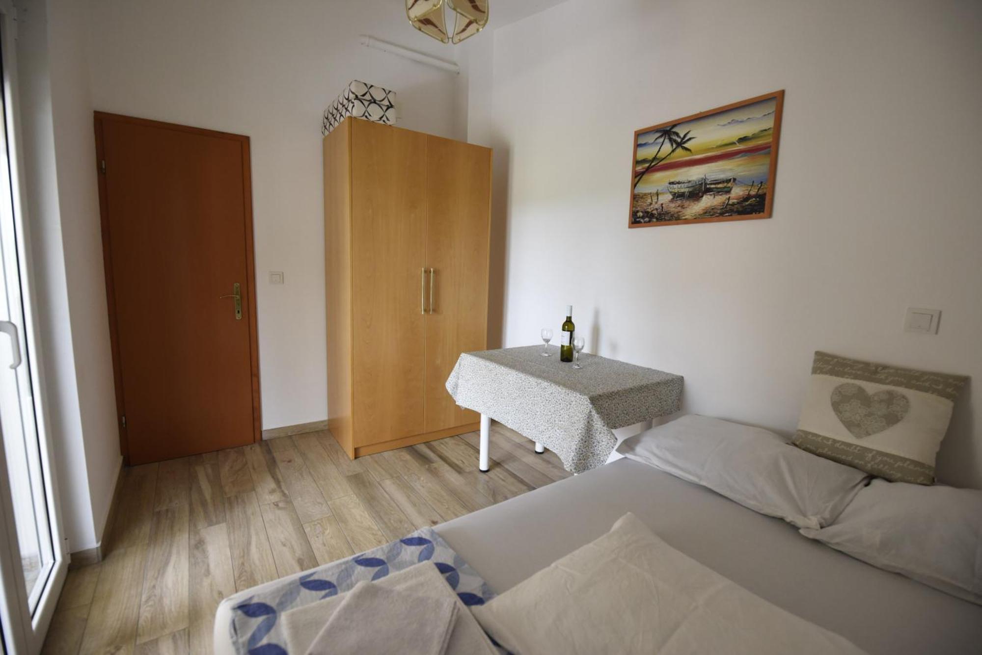 Apartmani Puzek Bibinje Ngoại thất bức ảnh